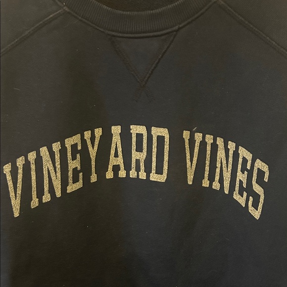 Vineyard Vines Classic Blue Crewneck - Picture 2 of 9